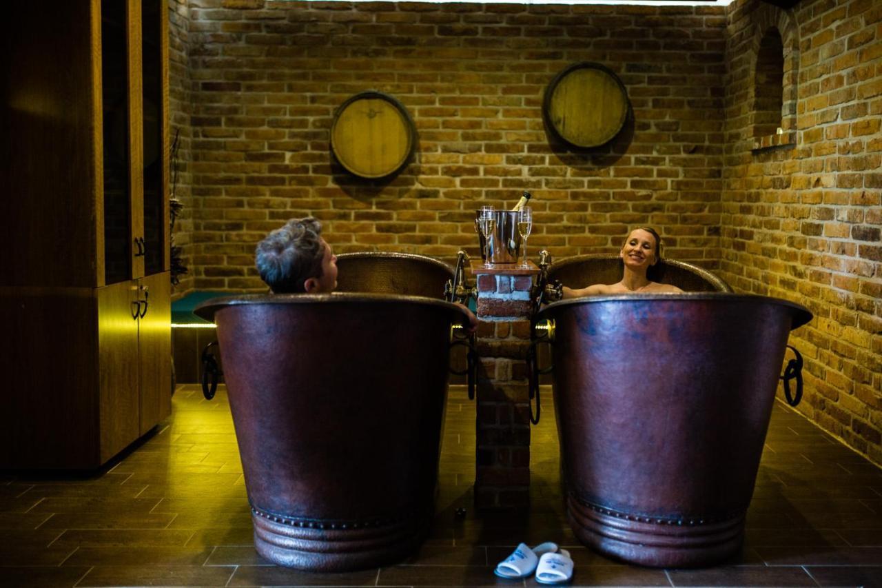 Lazensky A Wellness Hotel Nivamare Luhačovice エクステリア 写真