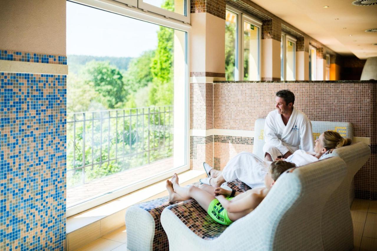 Lazensky A Wellness Hotel Nivamare Luhačovice エクステリア 写真