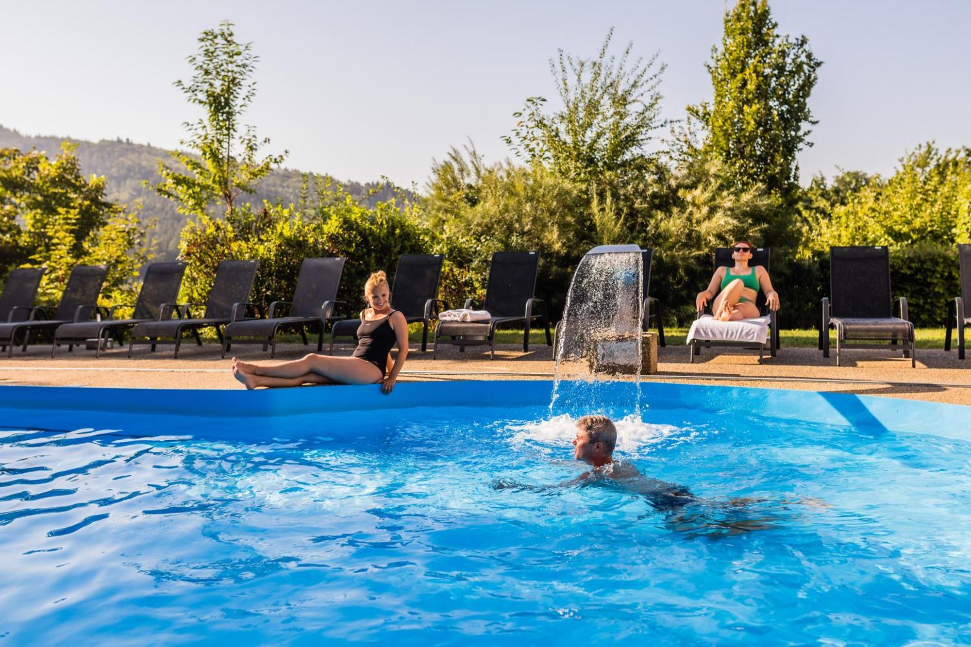 Lazensky A Wellness Hotel Nivamare Luhačovice エクステリア 写真